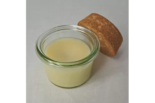 Le baume nourrissant qui va à l’essentiel : pur, simple, efficace.